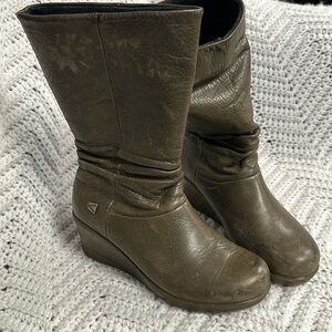 Keen 6.5 Kate Slouch Olive Leather Mid Calf Boots/  Booties Wedge Heel